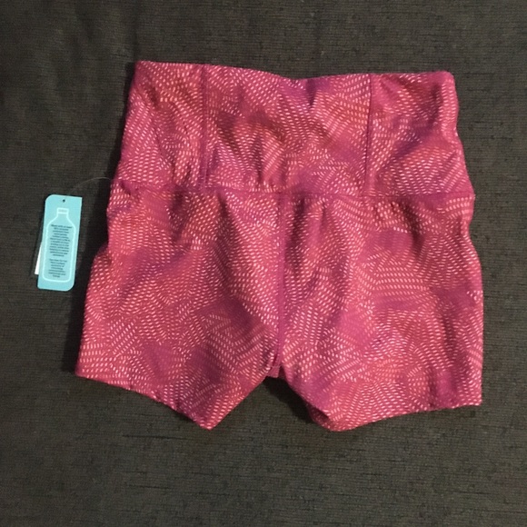 MTA Women’s workout wear set. Size M. - Picture 7 of 9